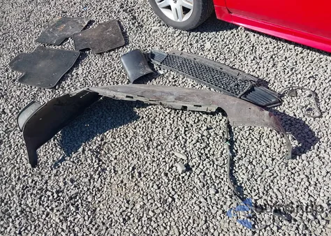 2019 Jeep Cherokee Latitude Fwd from USA, damaged, VIN 1C4PJLCB3KD454331